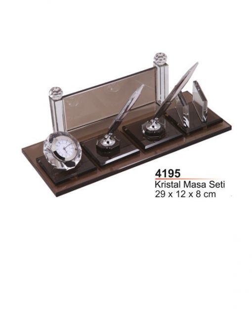 Masa Seti, İsimlik Çeşitleri, Masa Üstü Set Çeşitleri, Logo Baskı Masa Set Çeşitleri.Promosyon Sümen Seti, Masa Sümenleri, Masa Sümen Seti, Kauçuk Masa Sümeni, Bez Masa Sümeni, Takvimli Masa Sümeni, Logo Baskılı Sümen Setleri, Lüks Sümen Takımı, Ekonomik Sümen Takımı, Masa Seti, Sümen Takımı, Masa saati, not kâğıtlığı, masa kalemi, kalemlik, isimlik, zarf açacağı, resim çerçevesi, Sümen takvim, masa Sümeni, masa föylüğü, kartvizitlik, Saat, Duvar Saati, Kol Saati, Cep Saati, Ayna, Manikür Seti, Lüks kalem Setleri, Deri Sümen Takımı,  Sunni Deri Sümen Takımı, İsimli Sümen Takımı